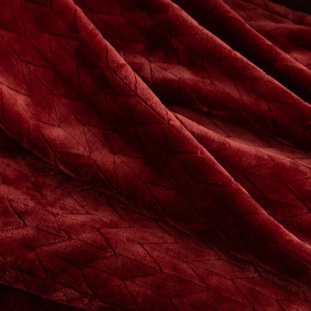 Oversized Textured Velvet Plush Throw Ultra Soft Warm Fleece Blanket Insulating Adult Home Décor Machine Washable Heavyweight