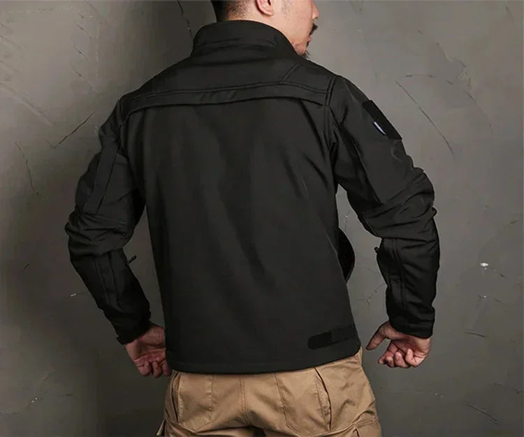 Tactical Shark Men's Soft Shell Jacket Fleece Lined Waterproof Warm Outdoor Combat Coat with Multiple Pockets Windbreaker